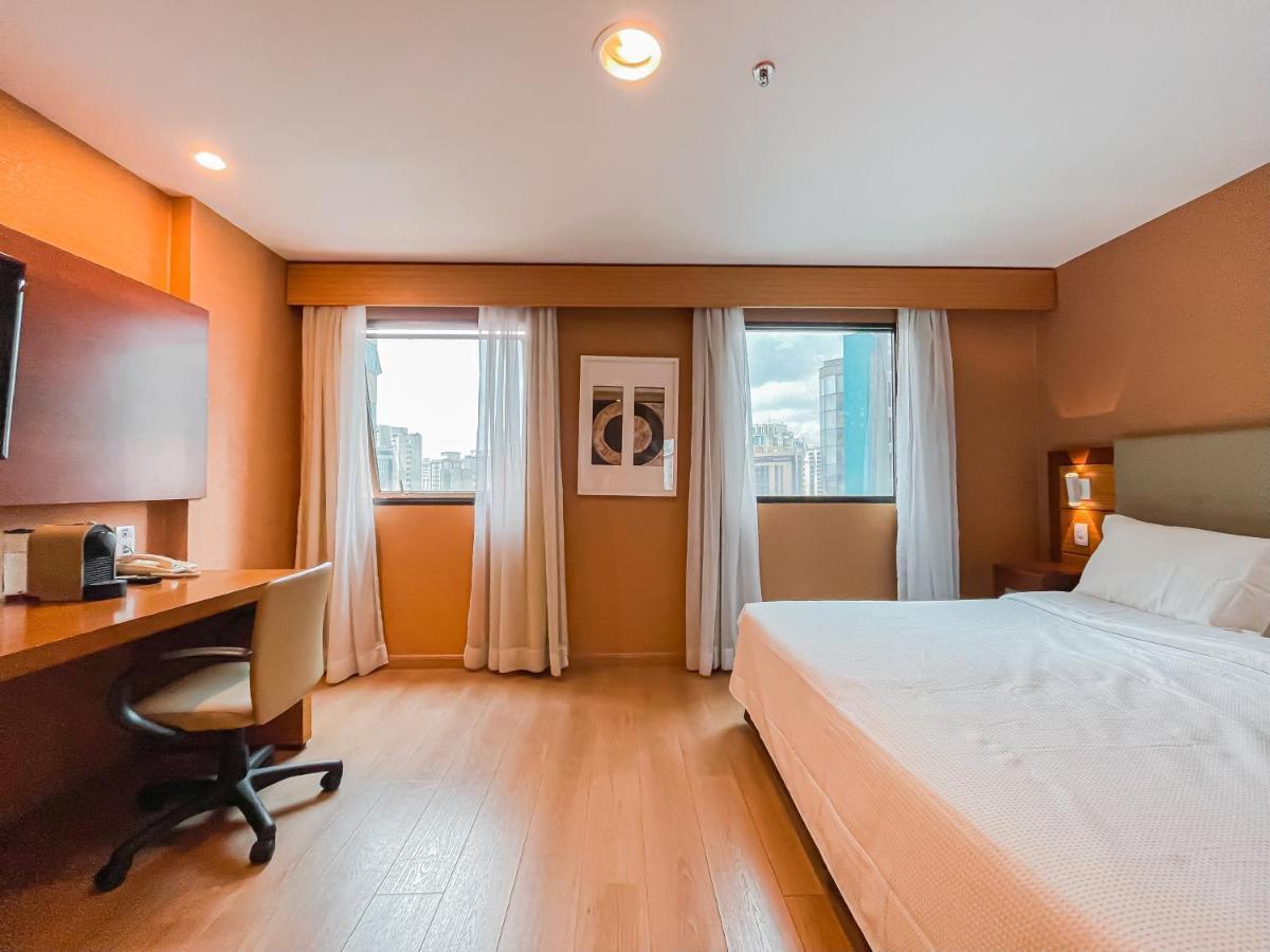 M N Flats - Flat Dentro Do Hotel Wi Avenida Ibirapuera 2927 Σάο Πάολο Εξωτερικό φωτογραφία